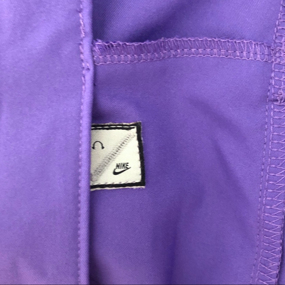 Light Nike Jacket - Picture 4 of 4